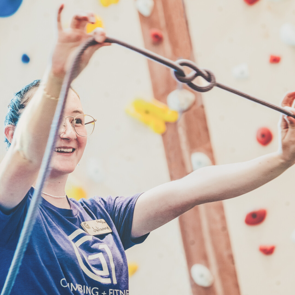 Expert G1 instructors guide you through every step, from gear setup to your first climb, in this hands-on Learn to Climb class. Beginner rock climbing class in Broomfield CO